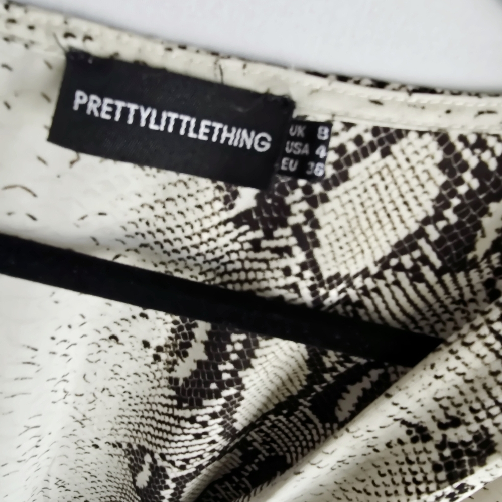 NEW! PrettyLittleThing Romper - Picture 2 of 4